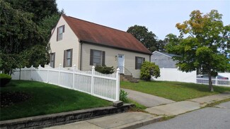16 Ruzzi St, Cranston, RI 02920