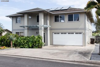 35 Hamiha St, Makawao, HI 96768