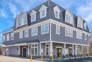 110 New York Ave Unit 3C, Huntington, NY 11743