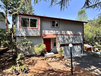 311 Luna Vista St Unit 2, Ashland, OR 97520