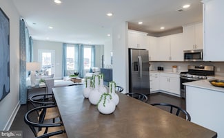 275 Lewis Fisher Dr, Titusville, NJ 08560