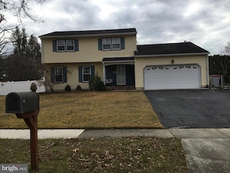 933 Tanglewood Ln, Vineland, NJ 08360