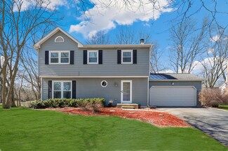 1201 Bainbridge Dr, Naperville, IL 60563