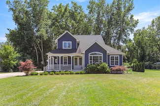 30511 West Rd, New Boston, MI 48164