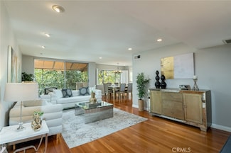 330 W California Blvd Unit 308, Pasadena, CA 91105