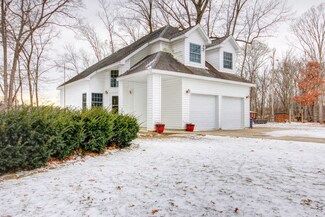 20504 N Lake Dr, Marshall, IL 62441