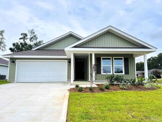 4923 Red Cedar Rd, Milton, FL 32571