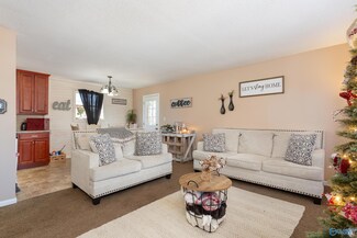 134 Pineview St, Rainbow City, AL 35906