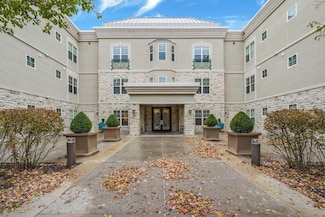 5735 Newbank Cir Unit 303, Dublin, OH 43017