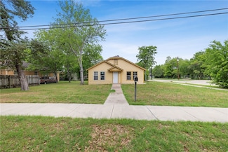 104 N Randolph Ave, Bryan, TX 77803