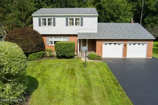 52 Carstead Dr, Slingerlands, NY 12159