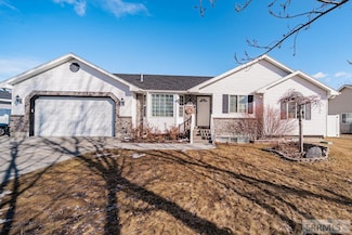 831 Newgate Dr, Ammon, ID 83406