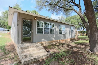 412 U S 281, Johnson City, TX 78636