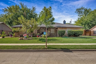 808 Windcrest Dr, Keller, TX 76248