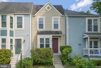 5817 Norham Dr, Alexandria, VA 22315