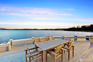 4875 Pear Point Rd, Friday Harbor, WA 98250