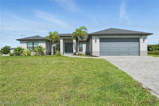 1028 NW 33rd Ave, Cape Coral, FL 33993