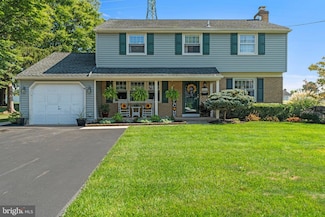 806 Hilltop Rd, Cinnaminson, NJ 08077