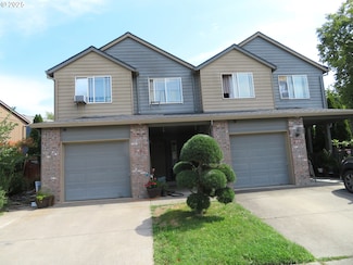 1740 NE Darby St, Hillsboro, OR 97124