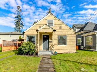 1113 W Main, Puyallup, WA 98371