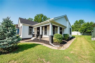 826 S Walnut St, Seymour, IN 47274