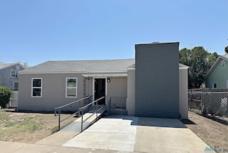 508 W 13th St, Roswell, NM 88201