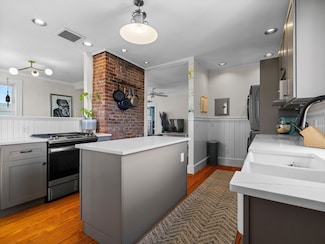 5 Tremont St Unit 3, Cambridge, MA 02139