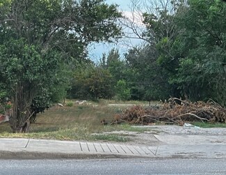 220 W Mitchell St, San Antonio, TX 78204