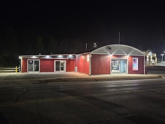 405 N Lake Ave, Twin Lakes, WI 53181