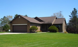 N5826 Langholff Ln, Johnson Creek, WI 53038