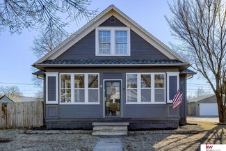 915 W Military Ave, Fremont, NE 68025