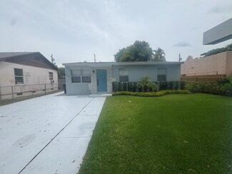 721 Nathan Hale Rd, West Palm Beach, FL 33405