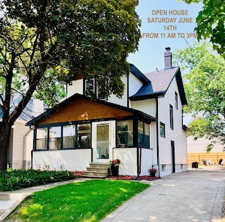 1711 Selby Ave, Saint Paul, MN 55104