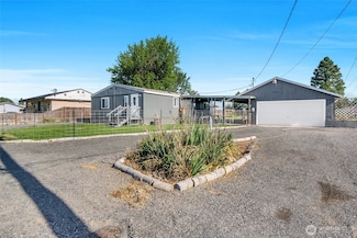 8334 8336 Terminal St NE, Moses Lake, WA 98837