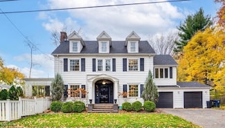 456 Merriman Rd, Akron, OH 44303