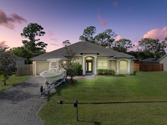 1526 SE Manth Ln, Port Saint Lucie, FL 34983