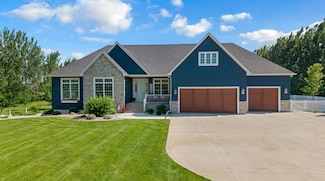 2405 16th Ave NW, Aberdeen, SD 57401
