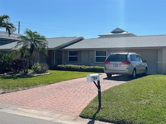 604 Dundee Ln, Holmes Beach, FL 34217
