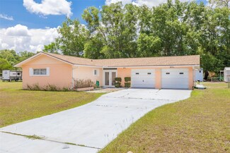 21078 SW Honeysuckle St, Dunnellon, FL 34431
