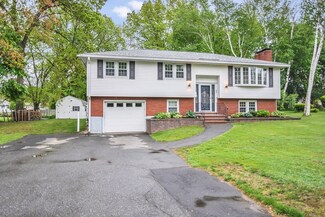 86 Arbor Rd, Lowell, MA 01852