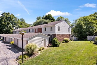 317 Heather Dr, Carmel, IN 46032