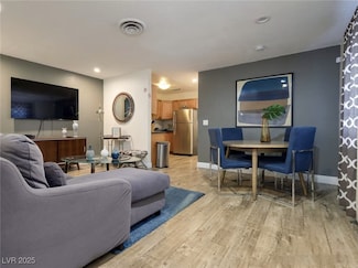 1553 Dorothy Ave Unit 4, Las Vegas, NV 89119