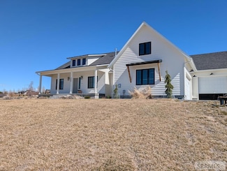 5440 Rio Seco Dr, Idaho Falls, ID 83406