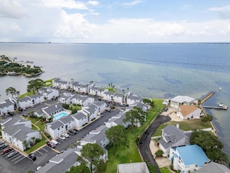 101 Old Ferry Rd Unit 13D, Shalimar, FL 32579