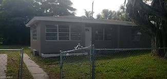 1613 Pawnee St, Fort Myers, FL 33916