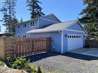 357 20th St, Port Orford, OR 97465