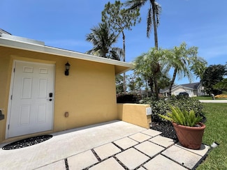 14393 Horseshoe Trace Unit Side Apartment, Wellington, FL 33414
