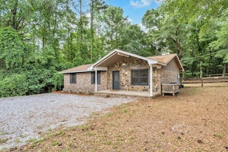 5241 Bob Sikes Rd, Defuniak Springs, FL 32435