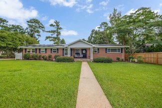 2800 Morningside Dr, Tallahassee, FL 32301