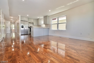 478 S 16th St Unit 2, Newark, NJ 07103